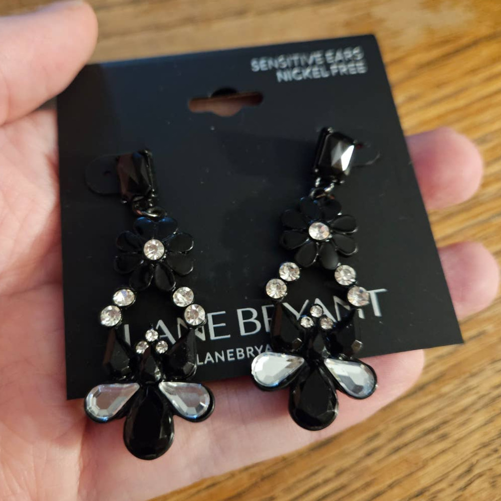 NWT! Lane Bryant Eclectic Retro Style Black Floral Inlaid Earrings ~ Nickel Free
